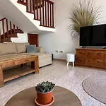 Vila Family & Cowork Chill House *