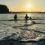 Vila Family & Cowork Chill House San Marcos (Tenerife)